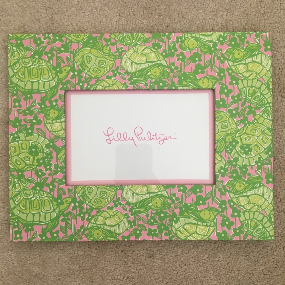 NEVER USED Lilly Pulitzer picture frame